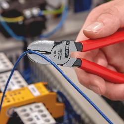 Knipex Diagonal Cutter Plastic Coated Black Atramentized 160mm 70 01 160