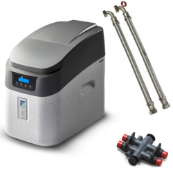 Monarch Mini Aqua HE Water Softener inc. Kit MAQ001HECP