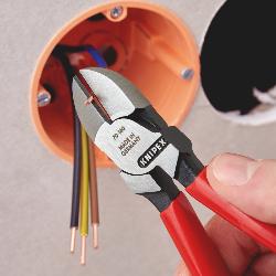 Knipex Diagonal Cutter Plastic Coated Black Atramentized 160mm 70 01 160