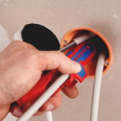 Knipex ErgoStrip Universal Stripping Tool for Left-handers 135mm 16 95 02 SB