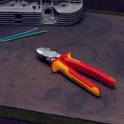 Knipex High Leverage Diagonal Cutter Insulated Multi-comp. Grips VDE Chrome-plated 180mm 74 06 180